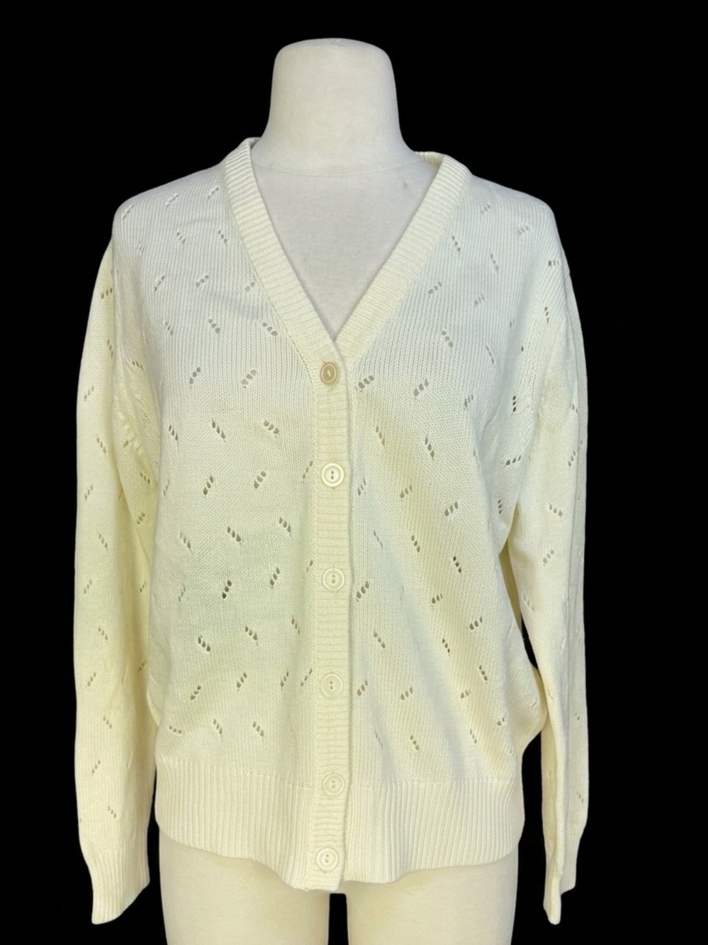 Late 1970s Lane Bryant 100% Acrylic Ivory Scattered Pointelle Detailing Cardigan